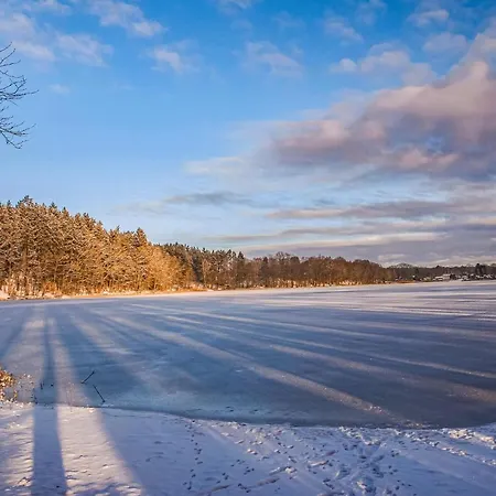 Cozy In Stara Dobrzyca With Wifi * Stara Dobrzyca